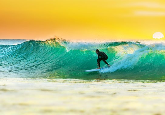 Experience The Pacific Ocean Surf
