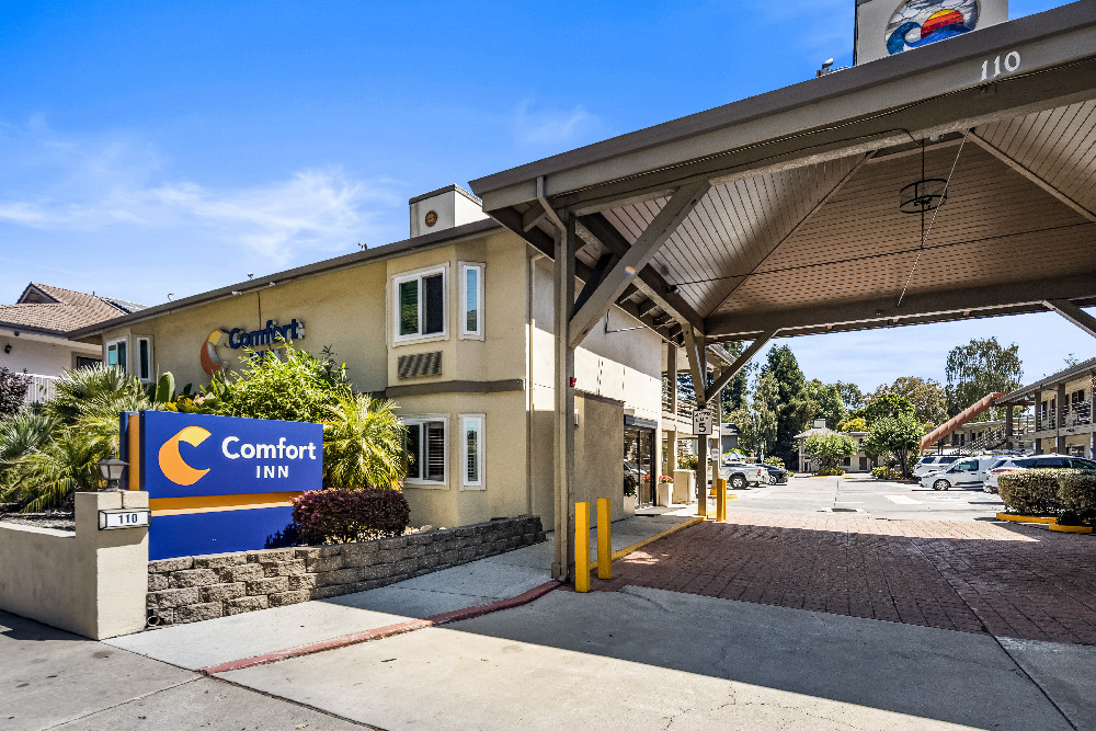 Comfort Inn Santa Cruz Gallery - Exterior
